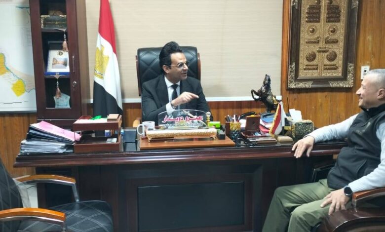 وكيل صحة سوهاج يستقبل مدير عمليات التنمية المحلية ويشيد بالتعاون المشترك وجاهزية المديرية في مناورة «صقر 159»